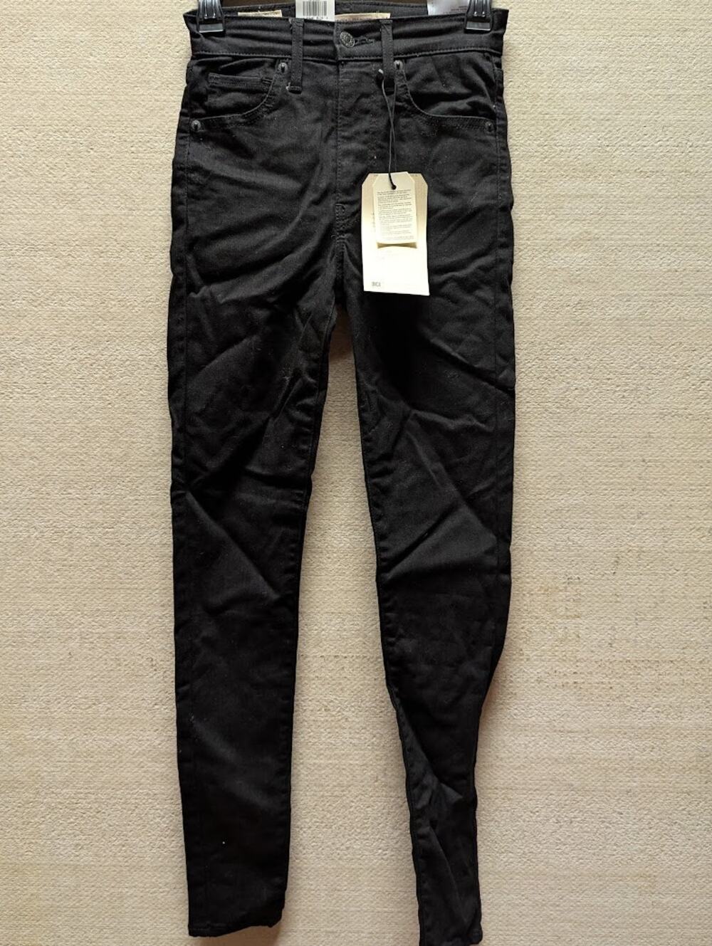 Levi's Women's 721 High Rise Skinny Jeans Size 24 Black